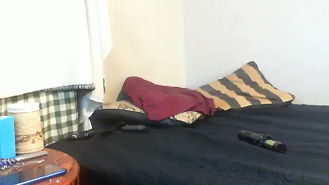 Bottomslut4tops84 online show from 04/27/26, 12:08