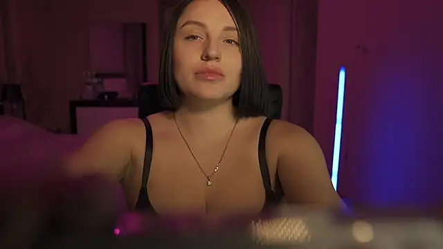 Snapshot of KillyP chatting on 01/30/25, 05:30 KillyP online show from 01/30/25, 05:30