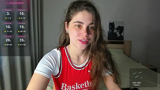 Bella Foryou online show from 03/28/26, 04:12