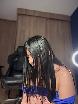 Roxxannne online show from 03/29/26, 09:15