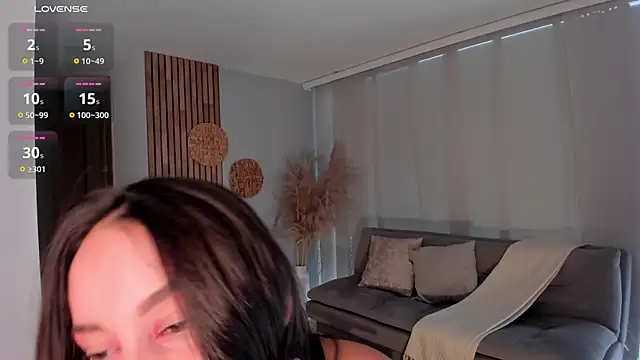 AnnieHallX online show from 01/26/25, 08:02