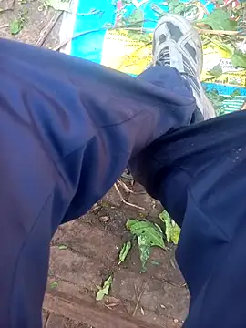 FinableKnee online show from 11/28/25, 03:09