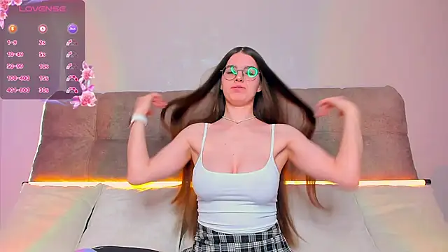 AriellaTesk online show from 11/20/25, 04:34