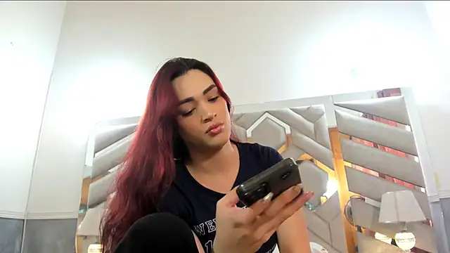 alexandra fire69x online show from 09/12/25, 08:20