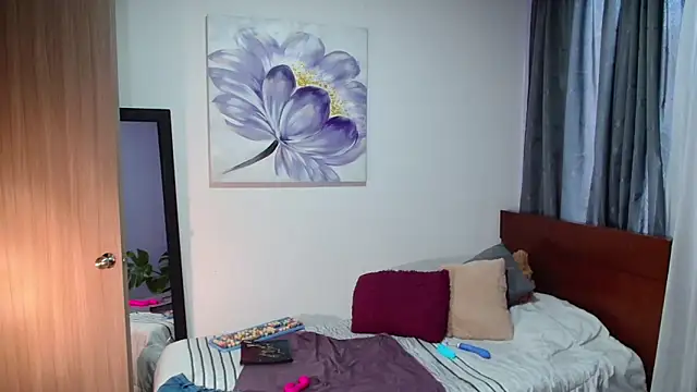 vanessabrown  online show from 02/12/25, 01:06