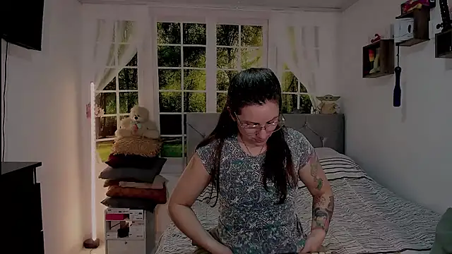 vanessabrown  online show from 05/22/26, 01:13
