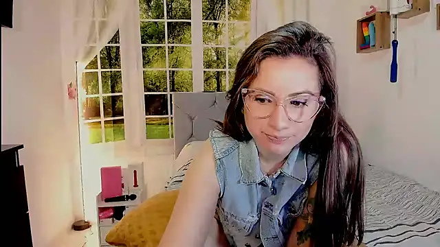 vanessabrown  online show from 06/19/26, 09:40