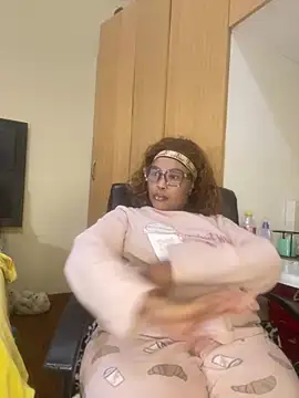 BADFATASS85 online show from 04/27/26, 05:38