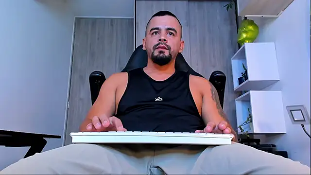 Ricardo 1998 online show from 03/04/25, 01:12