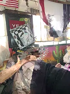 1-800-FUCKYOU online show from 09/28/25, 10:48