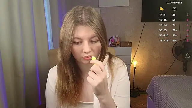 Vivian cutie online show from 01/18/26, 12:31