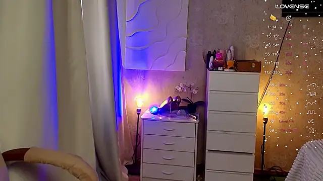 Vivian cutie online show from 03/23/26, 03:38