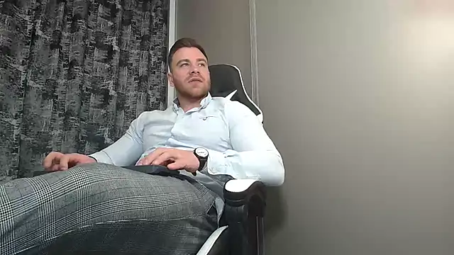 Thori92 online show from 02/15/25, 06:12