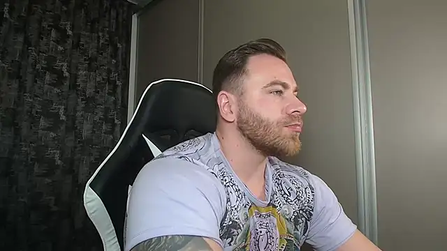 Thori92 online show from 02/20/25, 08:03
