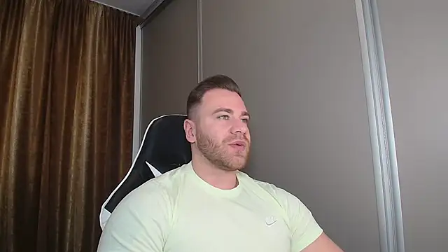 Thori92 online show from 12/21/25, 12:01