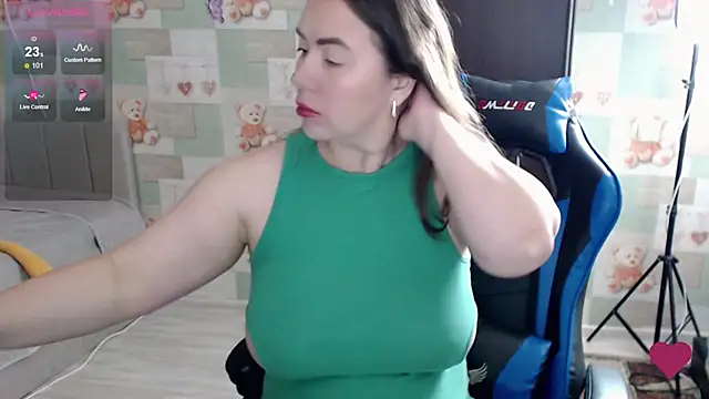 Snapshot of Korolek12 chatting on 05/29/26, 02:20 Korolek12 online show from 05/29/26, 02:20