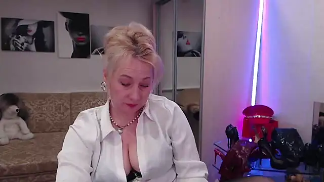 MistressMilfa online show from 01/10/26, 05:26