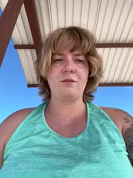 Lizzyloo online show from 02/07/25, 06:02