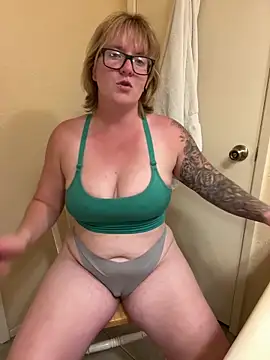 Lizzyloo online show from 02/11/25, 01:10