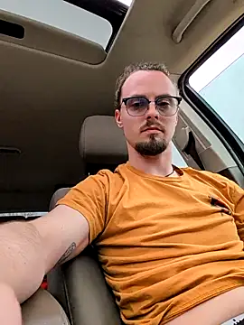 Snapshot of Jewettbug chatting on 03/31/26, 07:47 Jewettbug online show from 03/31/26, 07:47