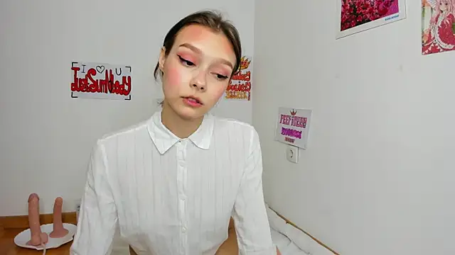 Michelle Melnss online show from 07/15/26, 02:33