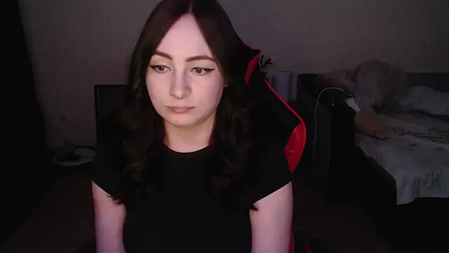 Laralianna online show from 03/27/26, 07:02