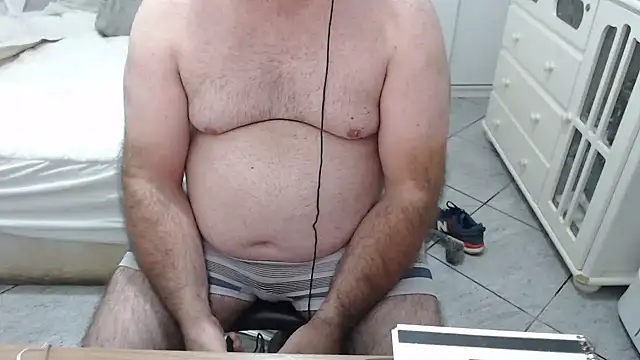 MysterBearMG online show from 10/06/25, 12:41