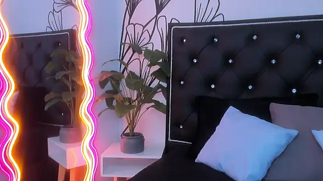 Sweet Ariadna  online show from 03/01/26, 12:18