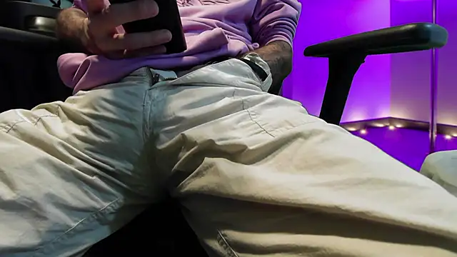 kuruptxxx live online show from 11/05/25, 07:03