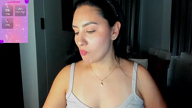 Snapshot of AnushaKumari chatting on 02/16/26, 08:27 AnushaKumari online show from 02/16/26, 08:27