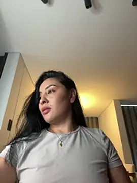 Snapshot of AnushaKumari chatting on 04/16/26, 06:30 AnushaKumari online show from 04/16/26, 06:30