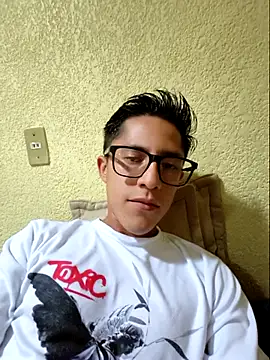 KevinCrz online show from 10/18/25, 11:05