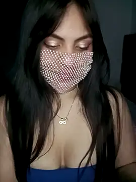 darika   online show from 10/15/25, 05:51