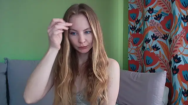 Cuddle Cat online show from 03/27/26, 01:44