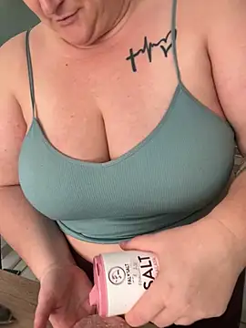 sweeti Em online show from 02/22/26, 03:32