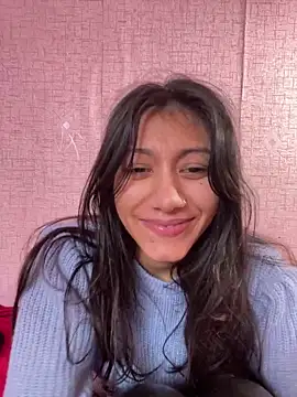 Snapshot of Kiscsillagg chatting on 12/12/24, 01:06 Kiscsillagg online show from 12/12/24, 01:06