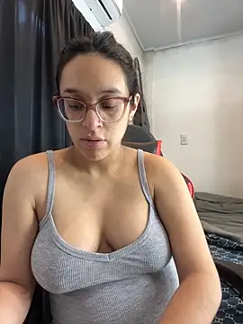 Ninnfa online show from 10/04/25, 03:32