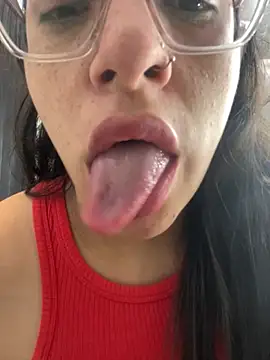 Ninnfa online show from 10/20/25, 11:05