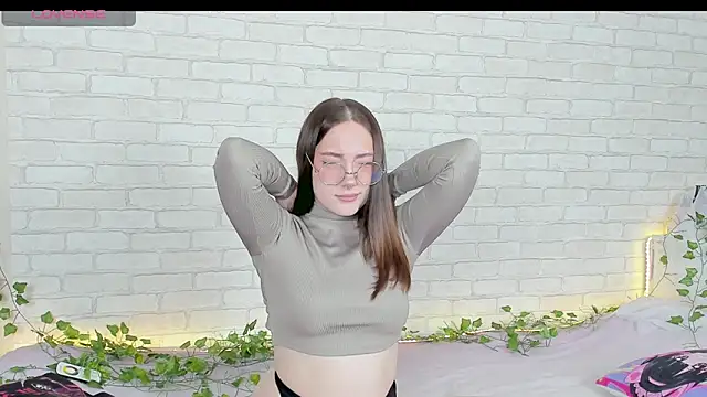 LinaKenny online show from 12/03/25, 02:15