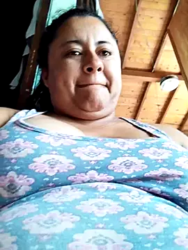 Monseratte21 online show from 02/02/25, 04:11