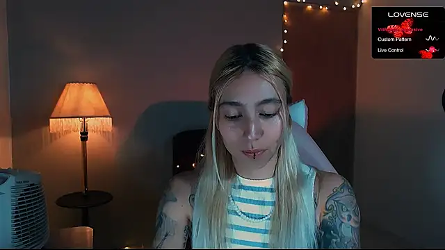 Saucy Jenn online show from 01/17/25, 02:50