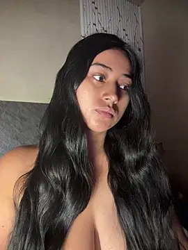 Valentinne z online show from 07/25/26, 08:01