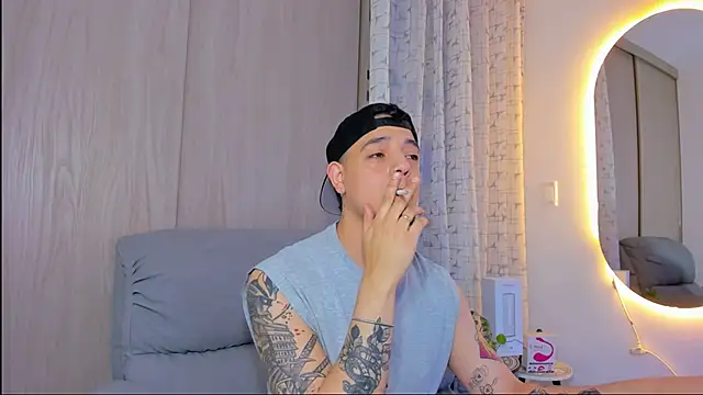 alejandro calderon1 online show from 11/04/25, 03:27