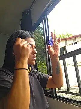 Snapshot of Hannah-grace chatting on 11/02/25, 01:24 Hannah-grace online show from 11/02/25, 01:24