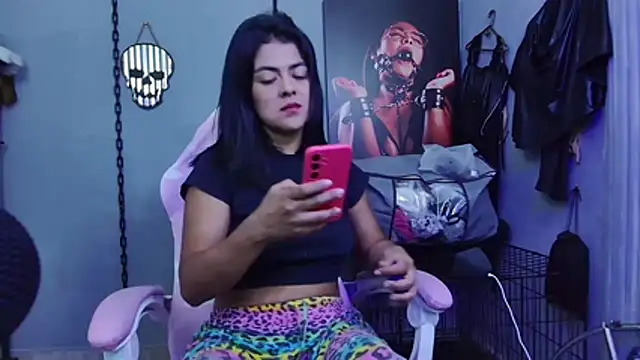 Snapshot of Hannah-grace chatting on 02/02/26, 10:47 Hannah-grace online show from 02/02/26, 10:47