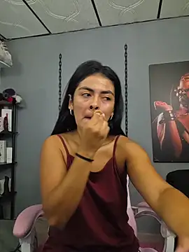 Snapshot of Hannah-grace chatting on 02/03/26, 10:42 Hannah-grace online show from 02/03/26, 10:42