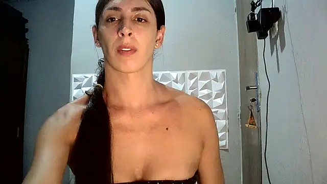 Snapshot of AlexiaDuucan chatting on 04/29/26, 02:48 AlexiaDuucan online show from 04/29/26, 02:48