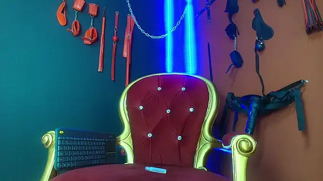 amy-mistress online show from 12/03/24, 10:18