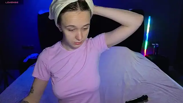 SexyCocobutt online show from 05/18/26, 04:35