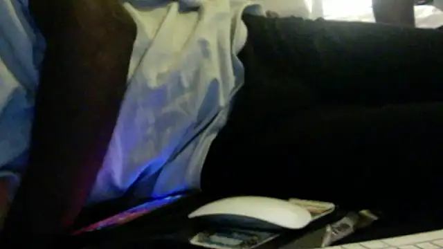 Snapshot of montydxxxx chatting on 09/28/25, 11:21 montydxxxx online show from 09/28/25, 11:21